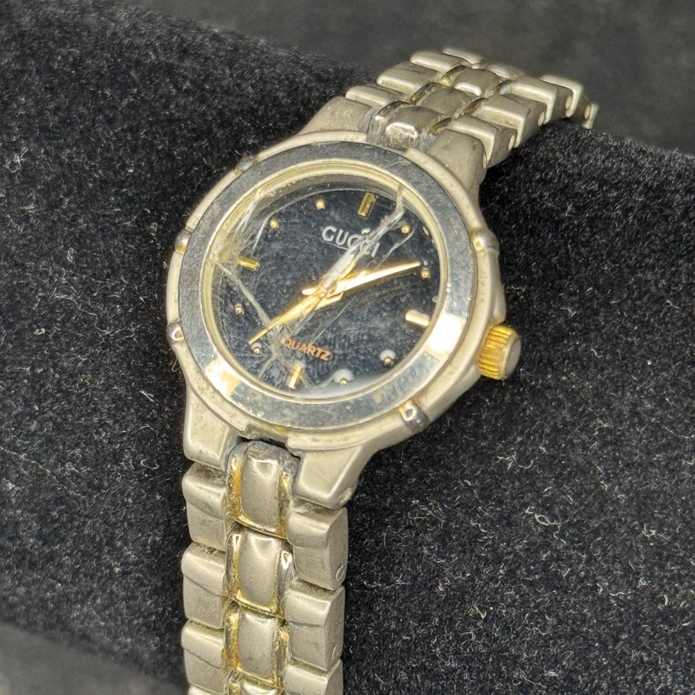 Gucci Quartz Silver Gold Tone Watch